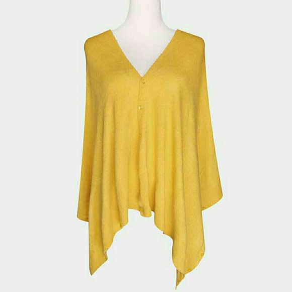 V Neck Button Poncho - Picture 3 of 5